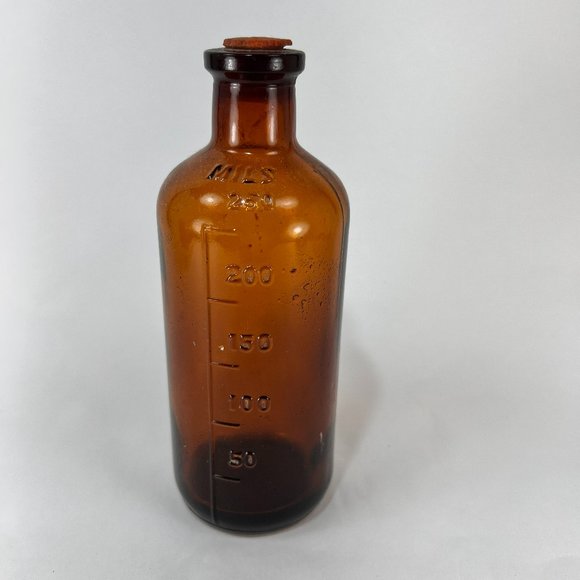 VTG Obear Nester Amber Brown Glass Medicine Quack 250 ml Bottle Cap Cup 1940's - Picture 1 of 15